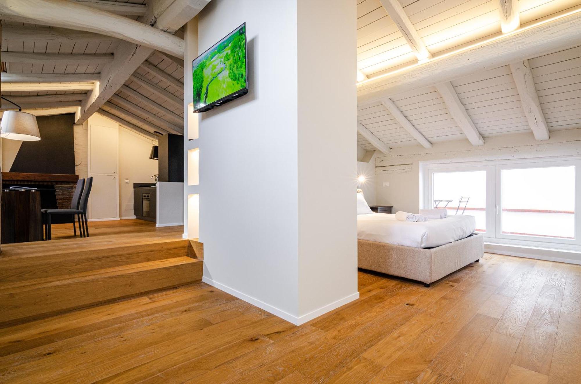 Portanova Loft Apartment Bologna Exterior photo